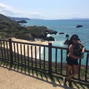 Meet your Posher, Ynezza